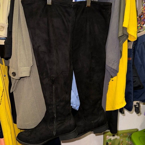 Knee High Boots - Picture 1 of 6